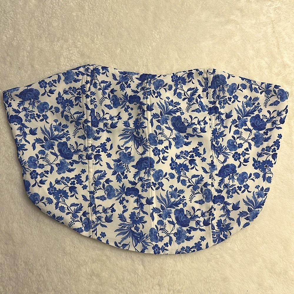 NWOT Fashion Nova Blue and White Floral Print Lace Up Corset Top Size XL